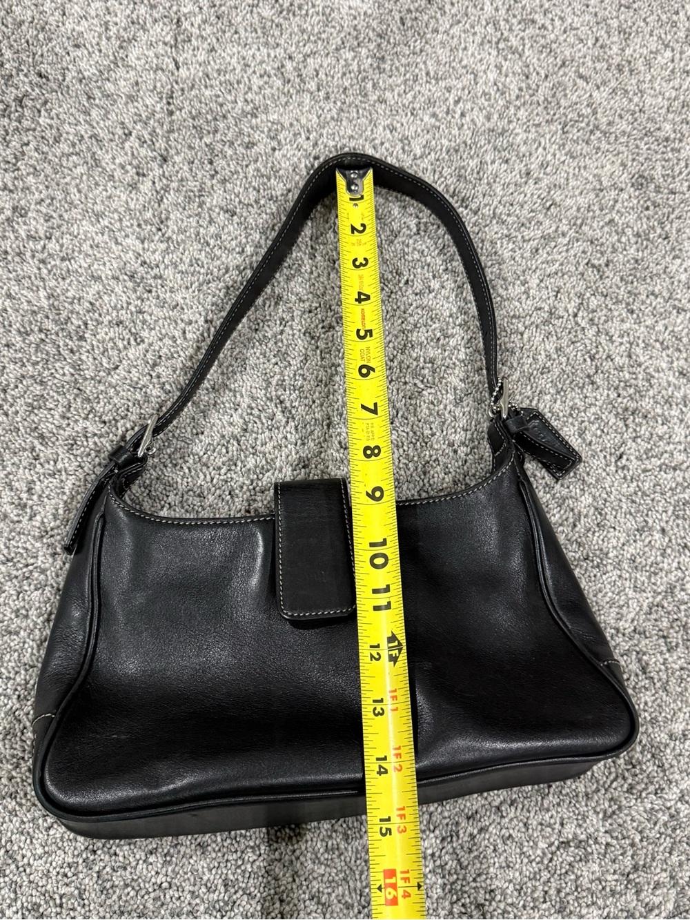 Coach Hamptons Vintage Leather Shoulder Bag Black Baguette Handbag Y2K 7789 - Picture 13 of 16